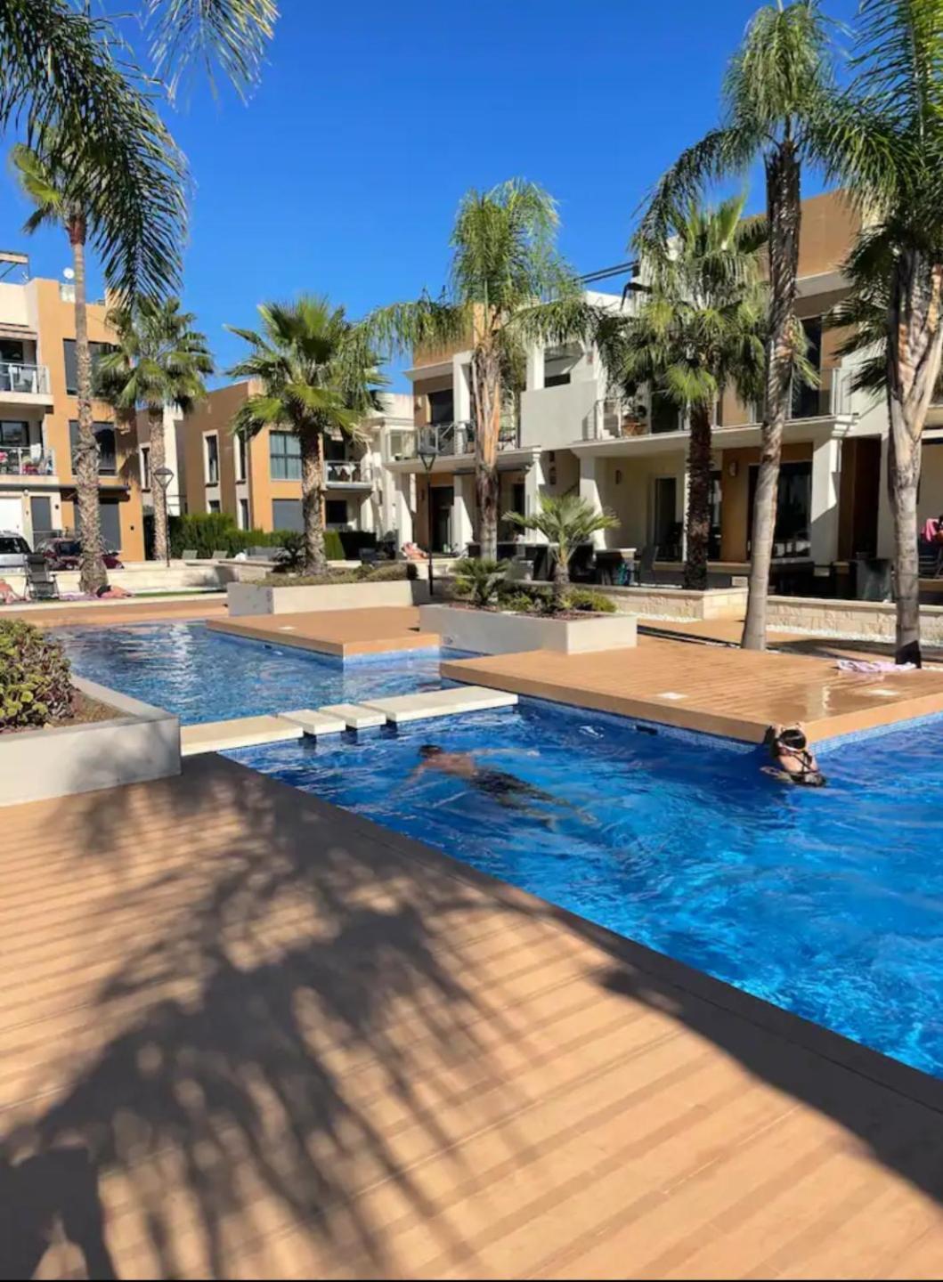 Zenia Beach 奥里韦拉 外观 照片
